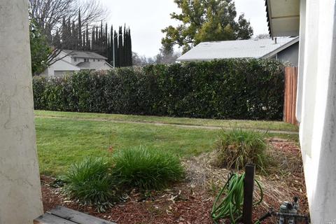 167 Normandy Dr, Vacaville, CA 95687 photo 4
