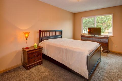 100 Garden Ct, Vallejo, CA 94591 photo 12