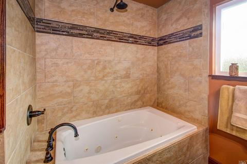 100 Garden Ct, Vallejo, CA 94591 photo 11