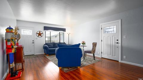 257 Solano Ln, Vacaville, CA 95688 photo 6
