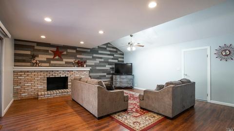 257 Solano Ln, Vacaville, CA 95688 photo 12