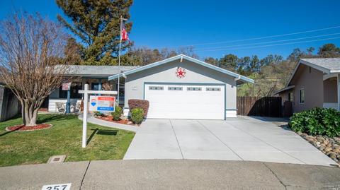 257 Solano Ln, Vacaville, CA 95688 photo 2