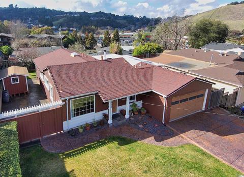 2772 Ruff Ct, Pinole, CA 94564 photo 4