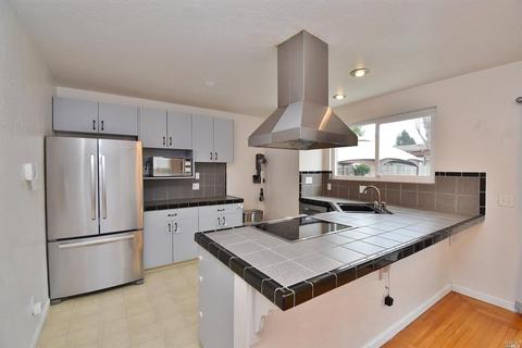 1931 Georgia St, Vallejo, CA 94590 photo 5