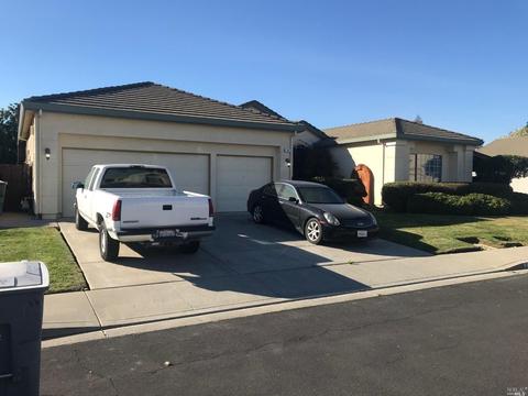 100 Deerglen Cir, Vacaville, CA 95687 photo 1