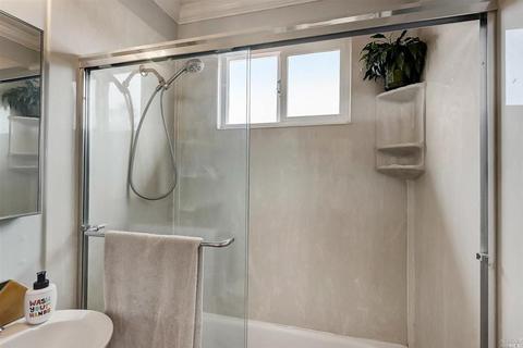 104 Webster St, Vallejo, CA 94591 photo 28
