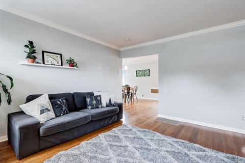 104 Webster St, Vallejo, CA 94591 photo 5
