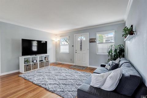 104 Webster St, Vallejo, CA 94591 photo 7