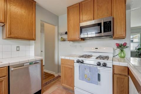 104 Webster St, Vallejo, CA 94591 photo 18