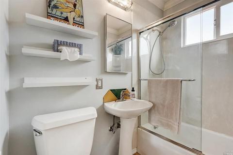 104 Webster St, Vallejo, CA 94591 photo 27