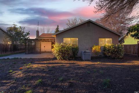 524 Purdue Dr, Vacaville, CA 95687 photo 4