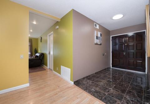 141 Shady Lane Ln, Vallejo, CA 94591 photo 4