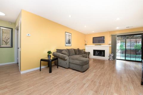 141 Shady Lane Ln, Vallejo, CA 94591 photo 6