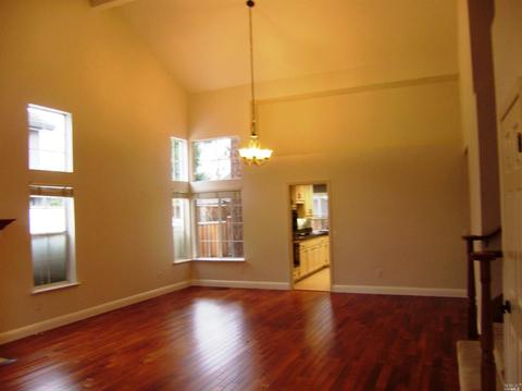 520 Pistachio Pl, Windsor, CA 95492 photo 3