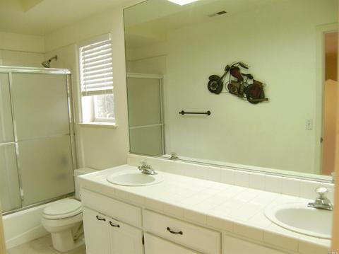520 Pistachio Pl, Windsor, CA 95492 photo 14