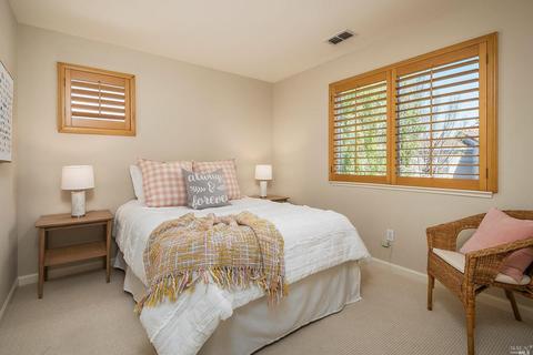 31 Alhambra Ct, Novato, CA 94949 photo 19