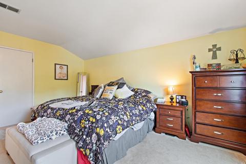 73 Garthe Ct, Vallejo, CA 94591 photo 16