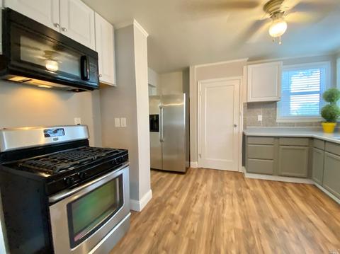 1015 Atherton St, Vallejo, CA 94590 photo 4