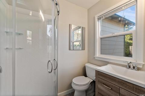 18423 Riverside Dr, Sonoma, CA 95476 photo 11