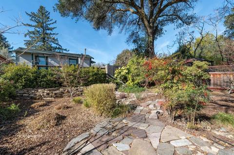 18423 Riverside Dr, Sonoma, CA 95476 photo 1