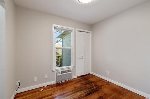 18423 Riverside Dr, Sonoma, CA 95476 photo 8