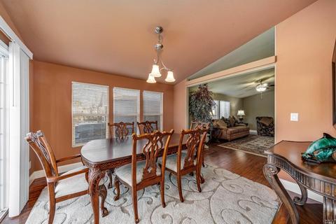 1006 Maple Dr, Windsor, CA 95492 photo 13