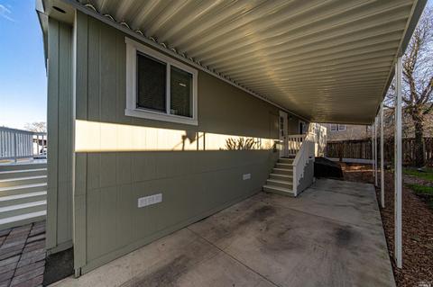 1006 Maple Dr, Windsor, CA 95492 photo 5