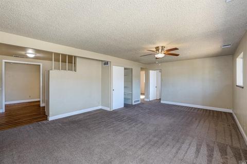 59 Clark Ave, Cloverdale, CA 95425 photo 4