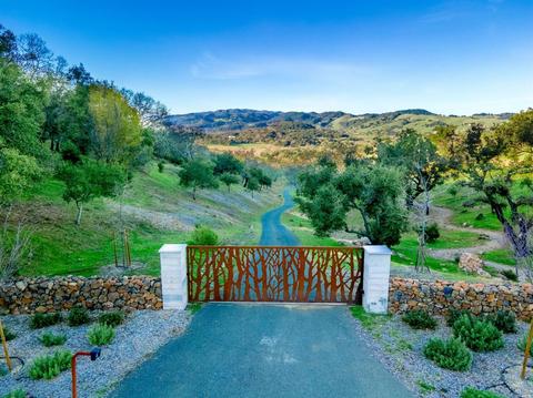 2120 Arrowhead Mountain Rd, Sonoma, CA 95476 photo 1