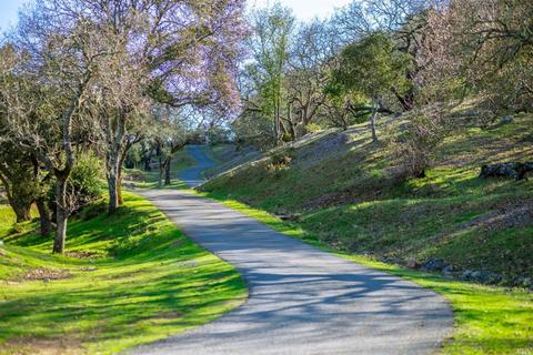 2120 Arrowhead Mountain Rd, Sonoma, CA 95476 photo 2