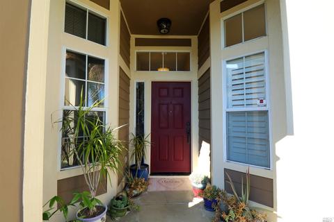 660 Stern Dr, Dixon, CA 95620 photo 2
