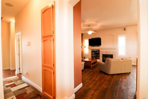 660 Stern Dr, Dixon, CA 95620 photo 4