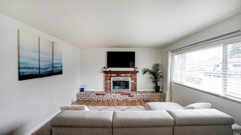 1761 Pine Ave, Petaluma, CA 94954 photo 4