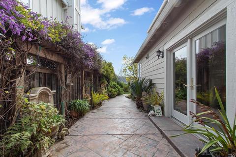 27 Marina Ridge Ct, Vallejo, CA 94591 photo 41