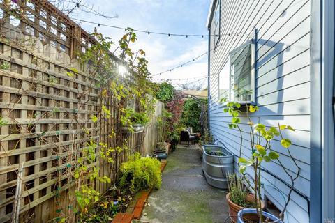 107 E 1st St, Napa, CA 94559 photo 47