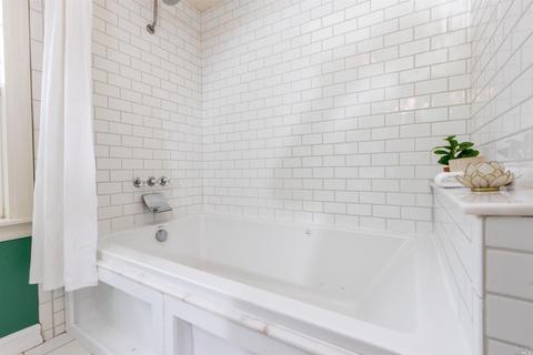 107 E 1st St, Napa, CA 94559 photo 34