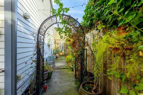 107 E 1st St, Napa, CA 94559 photo 45