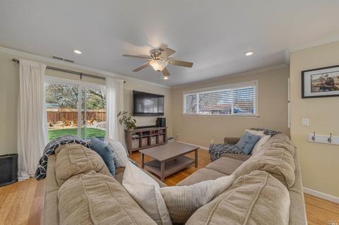 8731 Franklin St, Windsor, CA 95492 photo 8
