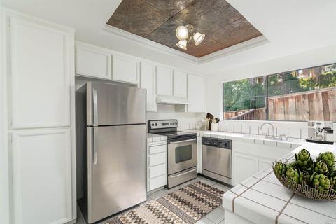 325 Seaport Dr, Vallejo, CA 94590 photo 3