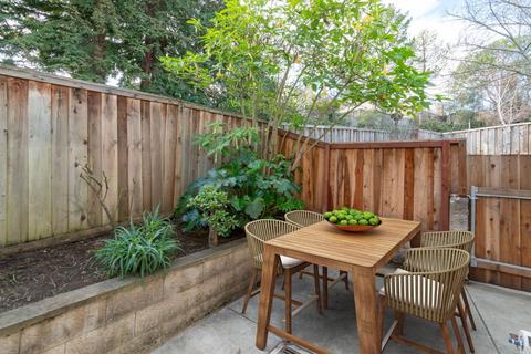 325 Seaport Dr, Vallejo, CA 94590 photo 6