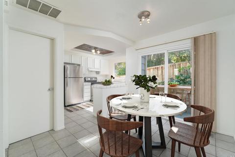 325 Seaport Dr, Vallejo, CA 94590 photo 2