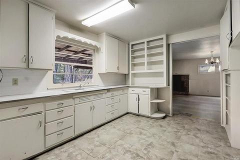 975 Howell Mountain Rd, Angwin, CA 94508 photo 15