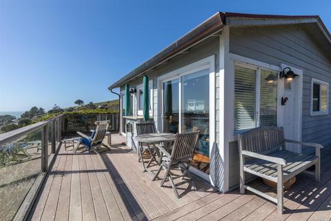 10641 Willig Dr, Jenner, CA 95450 photo 2