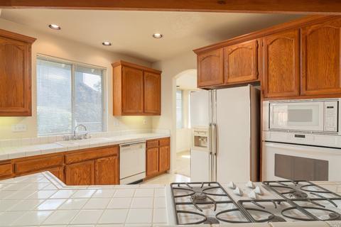 417 Trinity Ct, Petaluma, CA 94954 photo 4