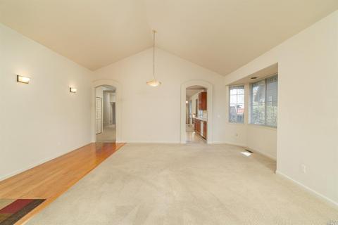 417 Trinity Ct, Petaluma, CA 94954 photo 3