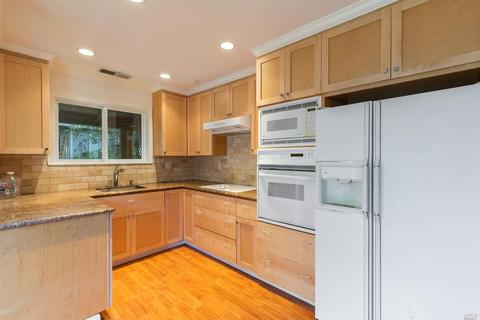 525 Via Robles, Petaluma, CA 94952 photo 33