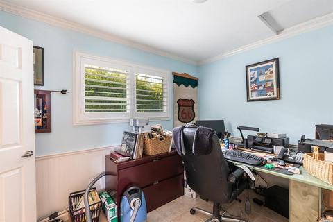 525 Via Robles, Petaluma, CA 94952 photo 22
