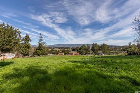 525 Via Robles, Petaluma, CA 94952 photo 24
