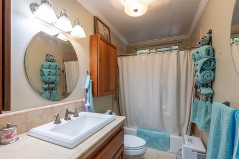 525 Via Robles, Petaluma, CA 94952 photo 18