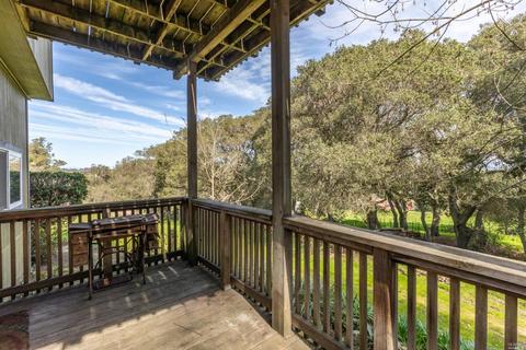 525 Via Robles, Petaluma, CA 94952 photo 39